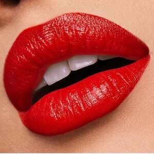 Estee Lauder Limited-Edition Lipstick